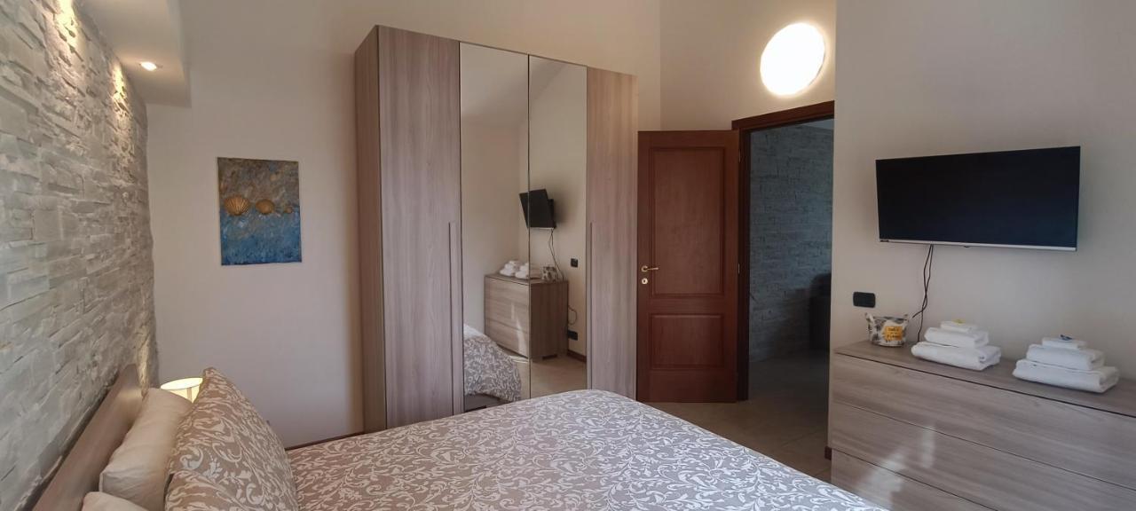 Attico Vistalago - Centro Citta Verbania Bagian luar foto
